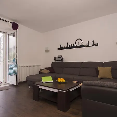 Apartament Banje *